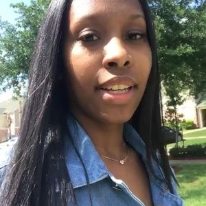 Meet your Posher, Ceola